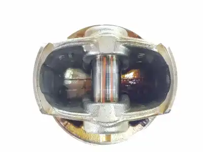 Second-hand car spare part piston for seat leon (5f1) reference oem iam references 04e107065dc  04e107065dc