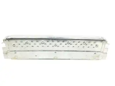 Pezzo di ricambio per auto di seconda mano PARAURTI POSTERIORE per MITSUBISHI MONTERO (V60/V70)  Riferimenti OEM IAM MR533017  MR533017