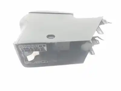 Pezzo di ricambio per auto di seconda mano bracciolo centrale per seat ateca (kh7) fr 4drive riferimenti oem iam 575863243  575863243