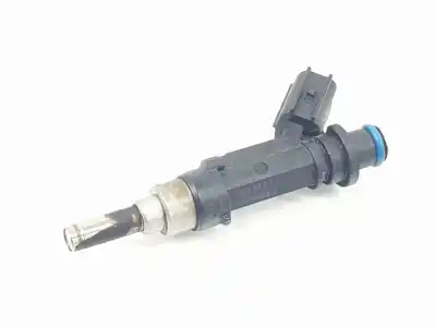 Second-hand car spare part injector for toyota auris (e15) active 126 cv / 93 kw oem iam references 2320949205