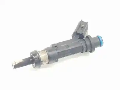Second-hand car spare part injector for toyota auris (e15) active 126 cv / 93 kw oem iam references 2320949205