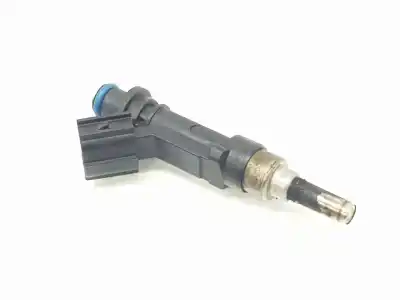 Second-hand car spare part injector for toyota auris (e15) active 126 cv / 93 kw oem iam references 2320949205