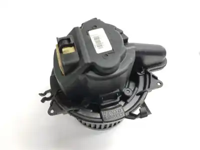 Автозапчастина б/у вентилятор опалення для RENAULT CLIO IV Technofeel Посилання на OEM IAM 272101005R  272101005R