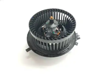 Автозапчастина б/у ВЕНТИЛЯТОР ОПАЛЕННЯ для VOLKSWAGEN TROC D11  Посилання на OEM IAM 5WB819015  5WB819015