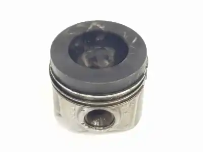 Recambio de automóvil de segunda mano de PISTON para AUDI A1 SPORTBACK (8XF) Attraction referencias OEM IAM 04L107065D  