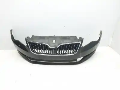 Автозапчасти б/у передний бампер за SKODA SUPERB 2.0 TDI ссылки OEM IAM 3V0807218  3V0807218