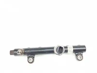 Pezzo di ricambio per auto di seconda mano rampa iniettori per ford kuga (cbs) titanium riferimenti oem iam 9674300080  2167563