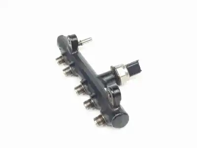 Pezzo di ricambio per auto di seconda mano rampa iniettori per ford kuga (cbs) titanium riferimenti oem iam 9674300080  2167563