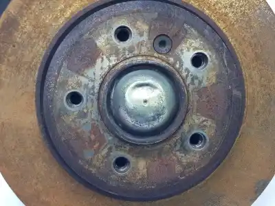 Second-hand car spare part front left knuckle for bmw serie 3 compacto (e46) 2.0 320td oem iam references 1096429  31211096429