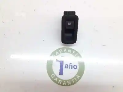 Recambio de automóvil de segunda mano de MANDO ELEVALUNAS TRASERO IZQUIERDO para VW TOURAN (5T1) 1.6 TDI referencias OEM IAM 5G0959855M  