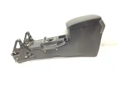 Second-hand car spare part center armrest for toyota land cruiser (j15) executive oem iam references 5891060070e0