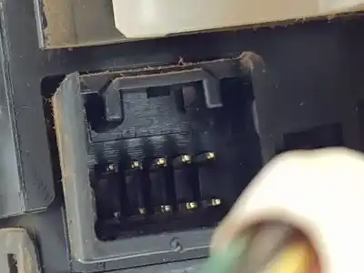 Pezzo di ricambio per auto di seconda mano controllo del volante per mitsubishi montero (v80/v90) 3.2 di-d intense riferimenti oem iam 8600a863  8600a863