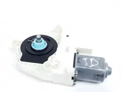 Tweedehands auto-onderdeel ACHTER RAAMMOTOR RECHTS voor AUDI Q3 (8UG) sport quattro 180 CV / 132 KW OEM IAM-referenties 8K0959812A  