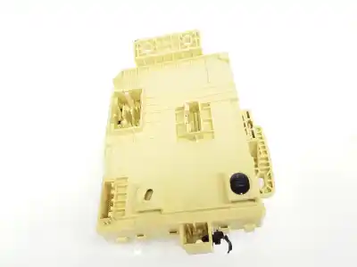 Second-hand car spare part fuse box unit for kia ceed drive 110 cv / 81 kw oem iam references 91951j7700  91951j7700