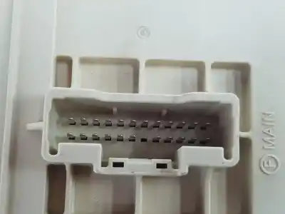 Second-hand car spare part fuse box unit for kia ceed drive 110 cv / 81 kw oem iam references 91951j7700  91951j7700