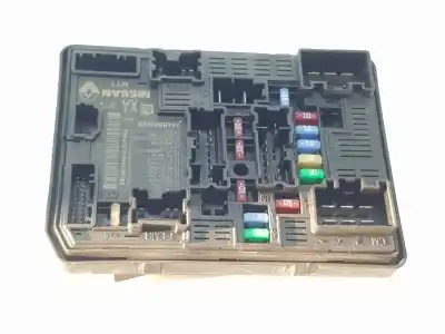 Peça sobressalente para automóvel em segunda mão Caixa De Fusíveis E Relés por RENAULT CAPTUR II ETECH ENGINEERED Referências OEM IAM 284B64086R  284B64086R