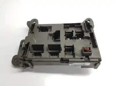 Pezzo di ricambio per auto di seconda mano scatola relè/fusibili per bmw x5 (e70) xdrive30d riferimenti oem iam 61146931687  6931687
