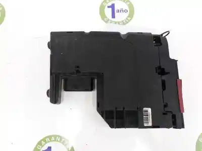 Pezzo di ricambio per auto di seconda mano scatola relè/fusibili per clase c clase e lim. 2.1 cdi riferimenti oem iam 220104090521  220104090521
