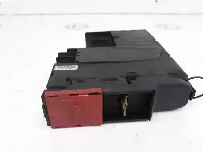 Pezzo di ricambio per auto di seconda mano scatola relè/fusibili per clase c clase e lim. 2.1 cdi riferimenti oem iam 220104090521  220104090521