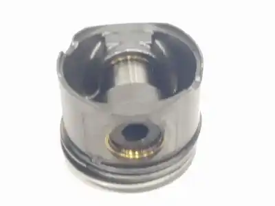 Second-hand car spare part piston for bmw serie 3 berlina (e46) 320d oem iam references 7799357  11257799357