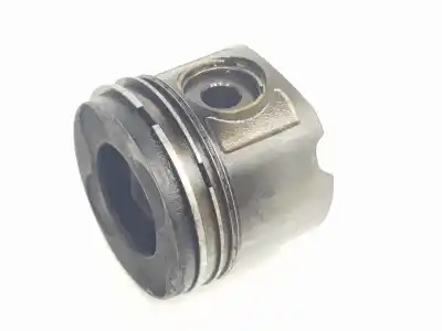 Second-hand car spare part piston for bmw serie 3 berlina (e46) 320d oem iam references 7799357  11257799357