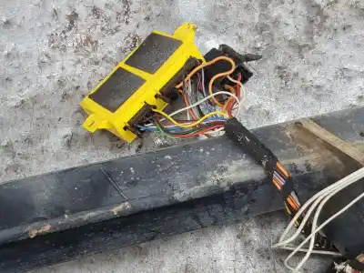 Pezzo di ricambio per auto di seconda mano attacco per rimorchio per mitsubishi montero (v60/v70) 3.2 di-d avance riferimenti oem iam   