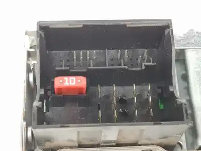 Second-hand car spare part audio system / radio cd for citroen jumpy hdi 90 27 l1h1 furg. 90 cv / 66 kw oem iam references 98032839xt  98032839xt