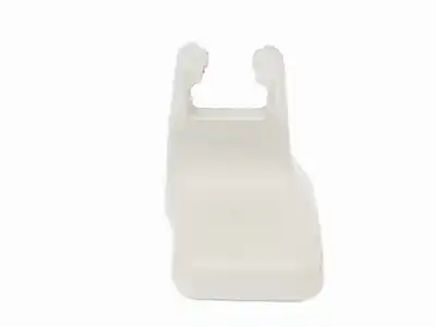 Peça sobressalente para automóvel em segunda mão moldagem por toyota land cruiser (j9) d4-d vx referências oem iam 7215860090