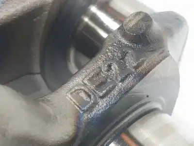 Pezzo di ricambio per auto di seconda mano albero a gomiti per mercedes-benz vito (w639) basic, combi 2.1 cdi cat riferimenti oem iam a6460310701  a6460310701