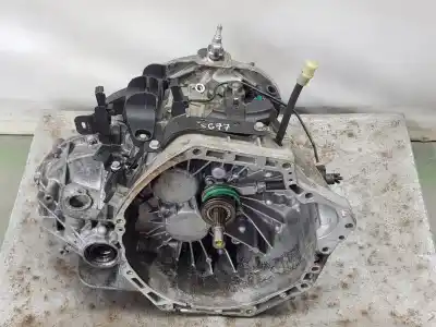 Pièce détachée automobile d'occasion BOÎTE DE VITESSES pour RENAULT TRAFIC COMBI  Références OEM IAM PF6040  PF6040