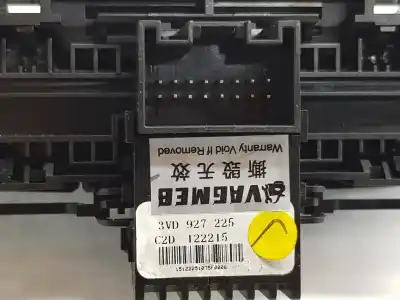 Автозапчастина б/у кнопка електричного стоянкового гальма для skoda superb 2.0 tdi посилання на oem iam 3v0927225  3v0927225b