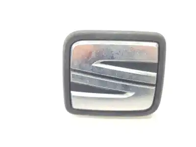 Second-hand car spare part TAILGATE BACK DOOR HANDLE for SEAT LEON (KL1)  OEM IAM references 5FA827565D  5FA827565D