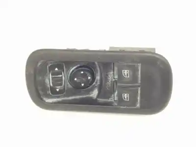 Автозапчасти б/у ВЫКЛЮЧАТЕЛЬ ЛЕВОГО ПЕРЕДНЕГО ОКНА за NISSAN INTERSTAR (X70)  ссылки OEM IAM 255704283R  2541100Q1B
