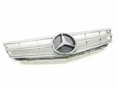 Автозапчастина б/у передня решіта для MERCEDES-BENZ CLASE A BM 169 A 180 CDI 169.007 Посилання на OEM IAM A1698881360  A1698801783