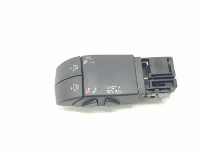Pièce détachée automobile d'occasion COMMANDE AU VOLANT pour RENAULT CAPTUR  Références OEM IAM 255522448R  255522448R