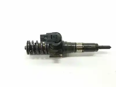İkinci el araba yedek parçası ENJEKTÖR için VOLKSWAGEN PASSAT BERLINA (3C2)  OEM IAM referansları 03G130073S  03G130073S