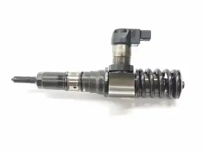 İkinci el araba yedek parçası ENJEKTÖR için VOLKSWAGEN PASSAT BERLINA (3C2)  OEM IAM referansları 03G130073S  03G130073S