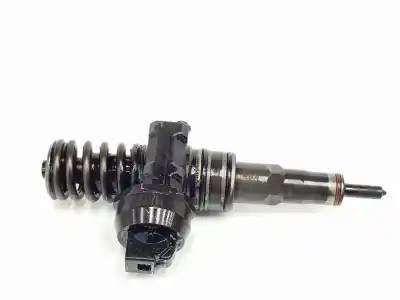 Recambio de automóvil de segunda mano de INYECTOR para AUDI A4 BERLINA (8E) 2.0 TDI 16V (103kW) referencias OEM IAM 038130073BJ  