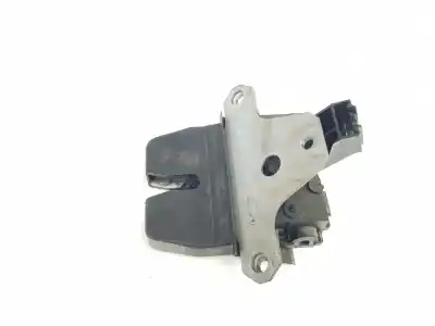 Piesă de schimb auto la mâna a doua ÎNCUIETOARE PORBAGAJ pentru FORD FOCUS BERLINA (CAP) Sport Referințe OEM IAM 8M51R442A66DA  