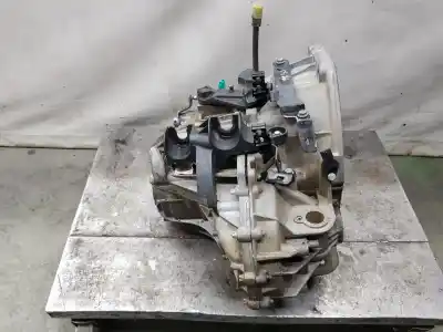 Pièce détachée automobile d'occasion BOÎTE DE VITESSES pour FIAT TALENTO FURGÓN 296  Références OEM IAM PF6040  6000617048