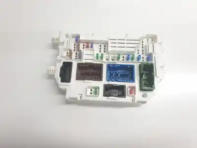 Pièce détachée automobile d'occasion BOÎTES À FUSIBLES pour OPEL ASTRA L SPORTS TOURER EDITION Références OEM IAM 9861984280  