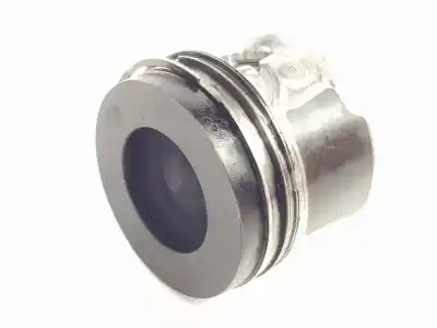 Recambio de automóvil de segunda mano de PISTON para BMW SERIE 1 BERLINA 3P (F21) 116d 116 CV / 85 KW referencias OEM IAM 8519401  