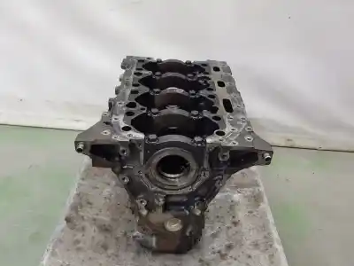 Автозапчастина б/у блокувати для mitsubishi montero (v80/v90) 3.2 di-d intense посилання на oem iam 1050a358  1050a358