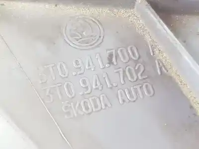 Second-hand car spare part right fog light for skoda superb combi (3t5) elegance oem iam references 3t0941702a  3t0941702a