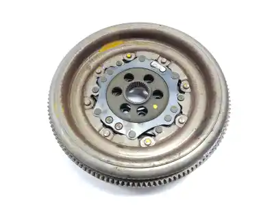 Recambio de automóvil de segunda mano de VOLANTE MOTOR para VOLKSWAGEN CADDY FURGÓN/KOMBI Maxi Kombi BMT referencias OEM IAM 03C105266F  