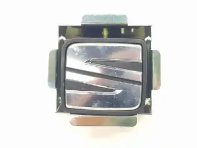 Recambio de automóvil de segunda mano de MANETA EXTERIOR PORTON para SEAT IBIZA (KJ1) Style referencias OEM IAM 6F0827565CMO  