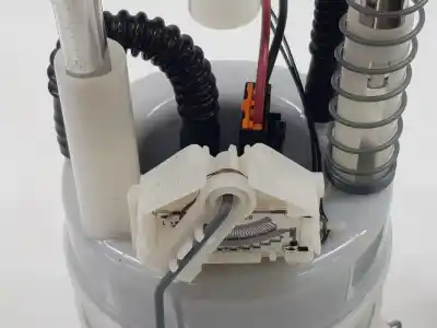 Recambio de automóvil de segunda mano de bomba combustible para nissan qashqai (j10) tekna referencias oem iam 17040jd03a  17040jd03a