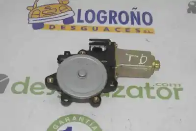 Pièce détachée automobile d'occasion MOTEUR LÈVE VITRE ARRIÈRE DROITE pour NISSAN PATHFINDER II (R50) 3.5 V6 4WD Références OEM IAM 827300W300  
