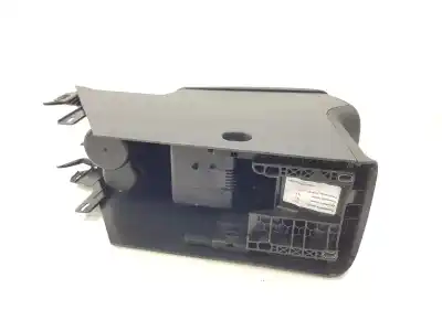 Pezzo di ricambio per auto di seconda mano bracciolo centrale per seat ateca (khp) style go 149 cv / 110 kw riferimenti oem iam 5758632439b9  575863243