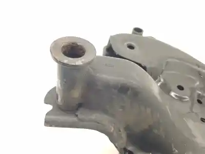 Second-hand car spare part front axle for toyota auris (e18) active 90 cv / 66 kw oem iam references 5120102102  5120102102